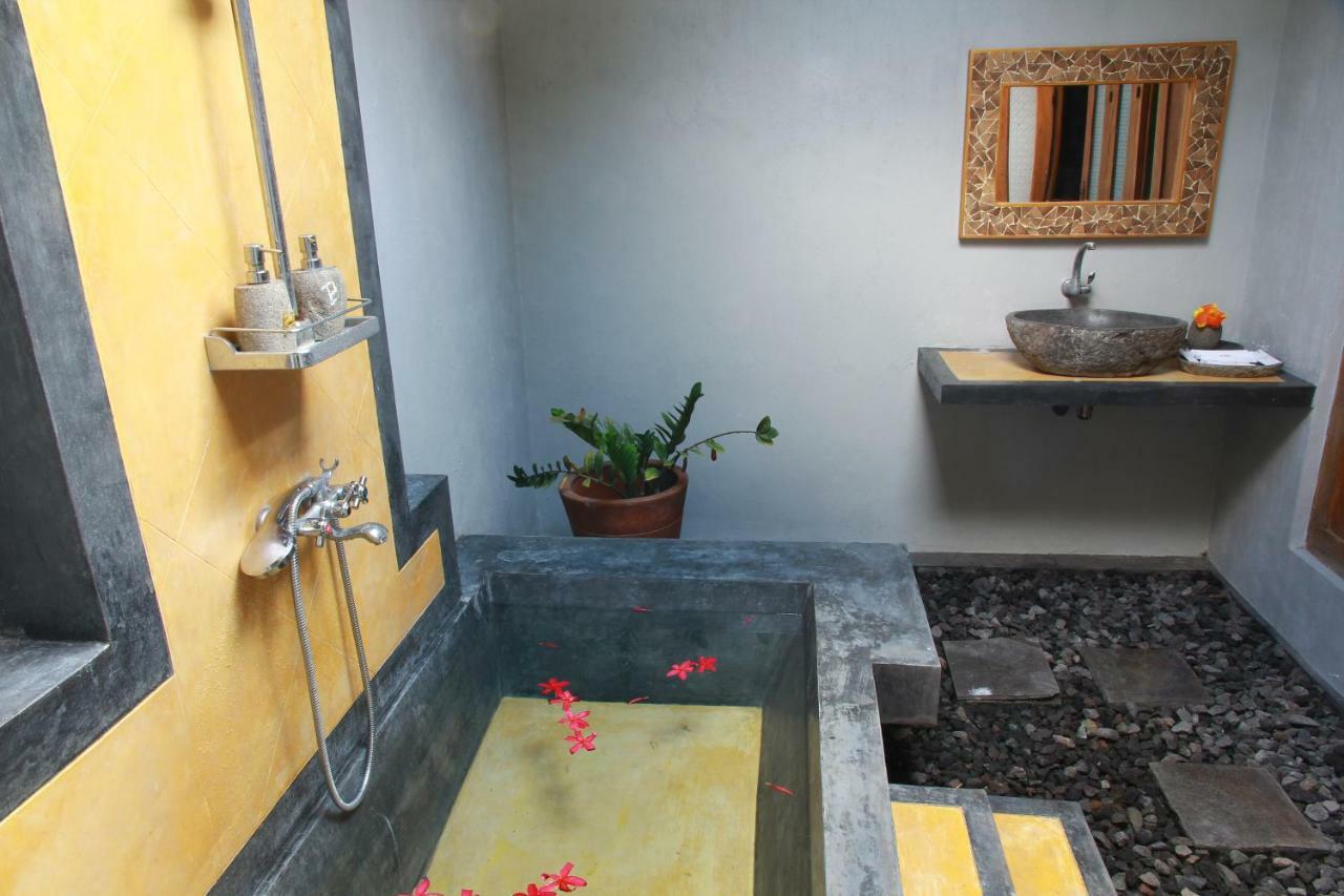 Ndalem Mj Homestay Yogyakarta Exterior foto